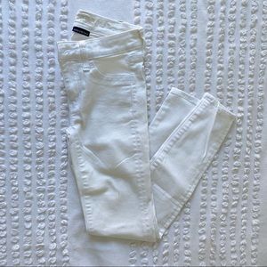 American Eagle Super Skinny Off-White Jeans